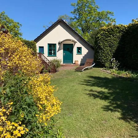 „rentmeisterhaus Basedow“ Сasa de vacaciones *