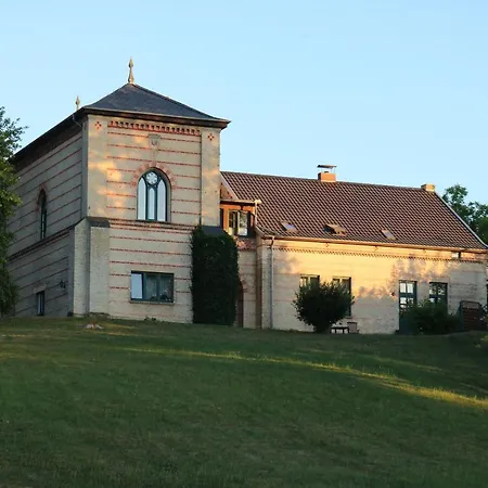 „rentmeisterhaus Basedow“ *